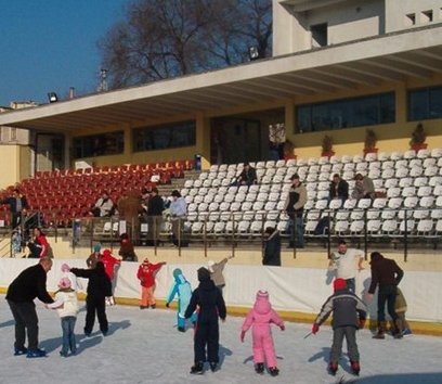Patinoar Arenele Tomis 2 (Parcul Elevilor) Constanta